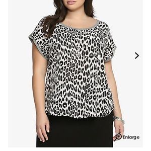 Torrid leopard print chiffon front top size 2
